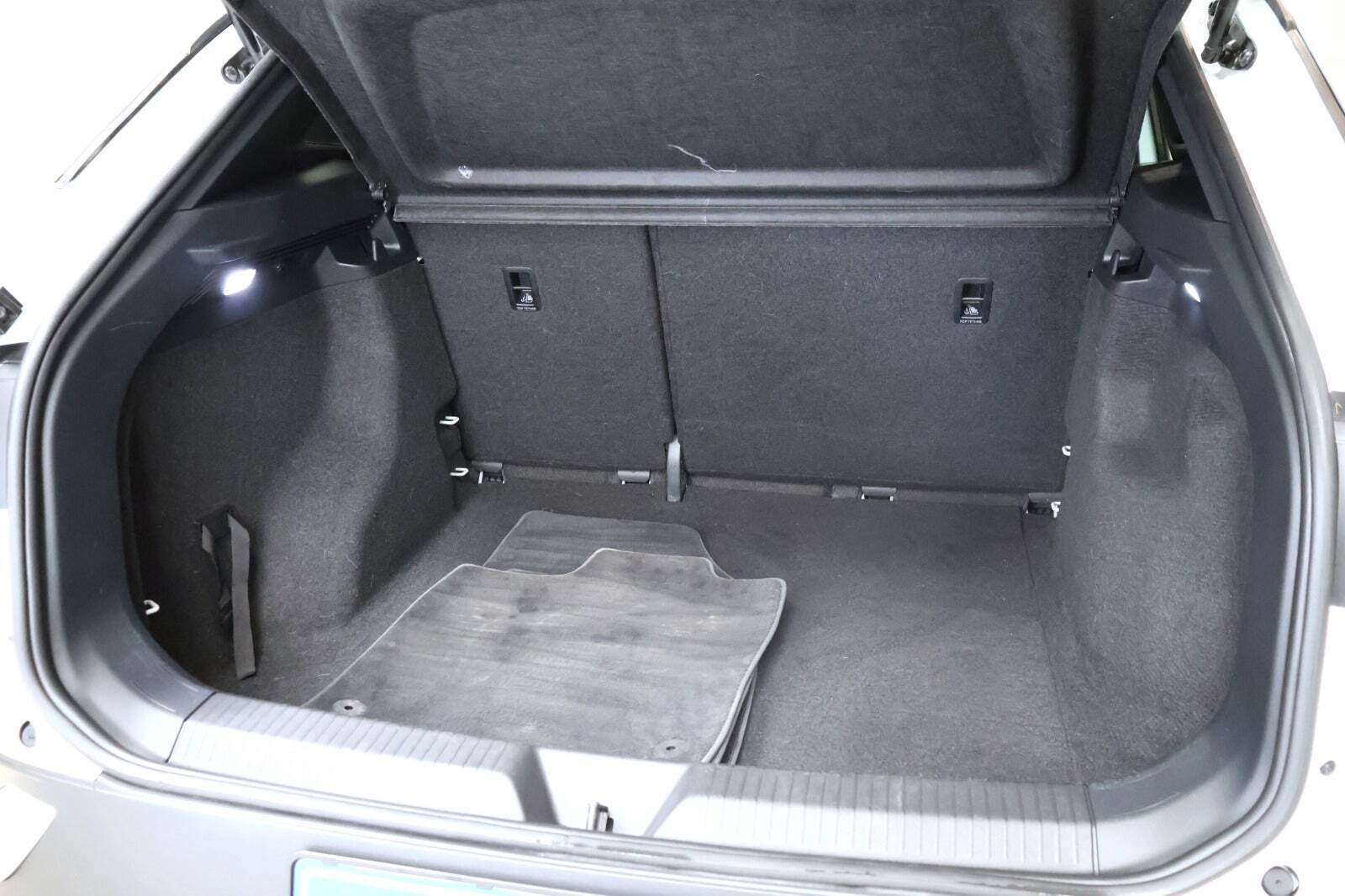 Hvid VW ID.4 fra 2023