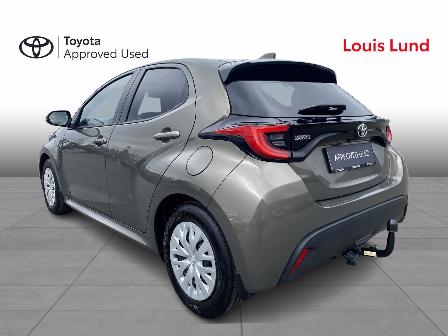 Bronze Toyota Yaris fra 2021