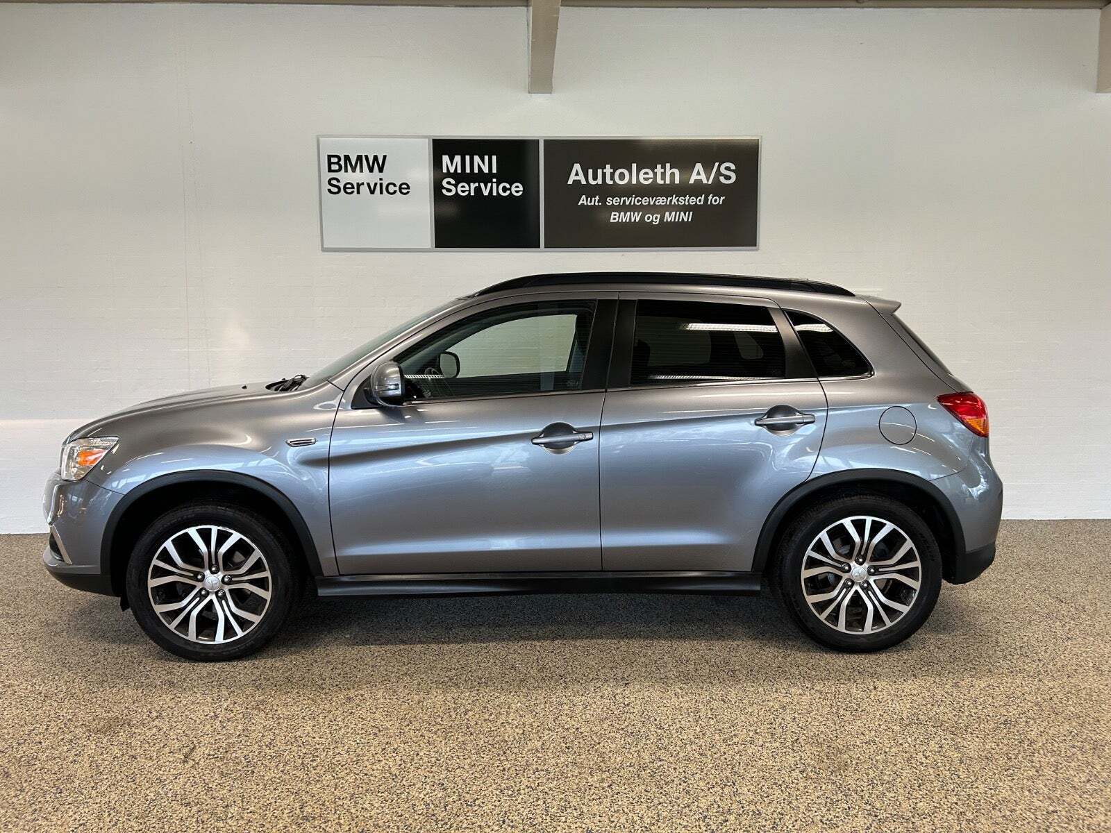 Sølv Mitsubishi ASX fra 2017