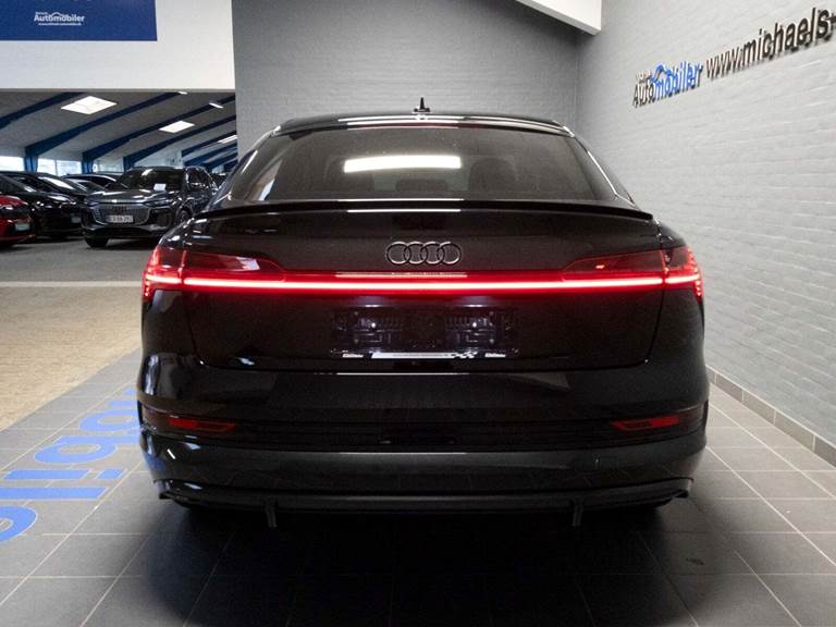 Audi e-tron 55 Black Edition Sportback quattro