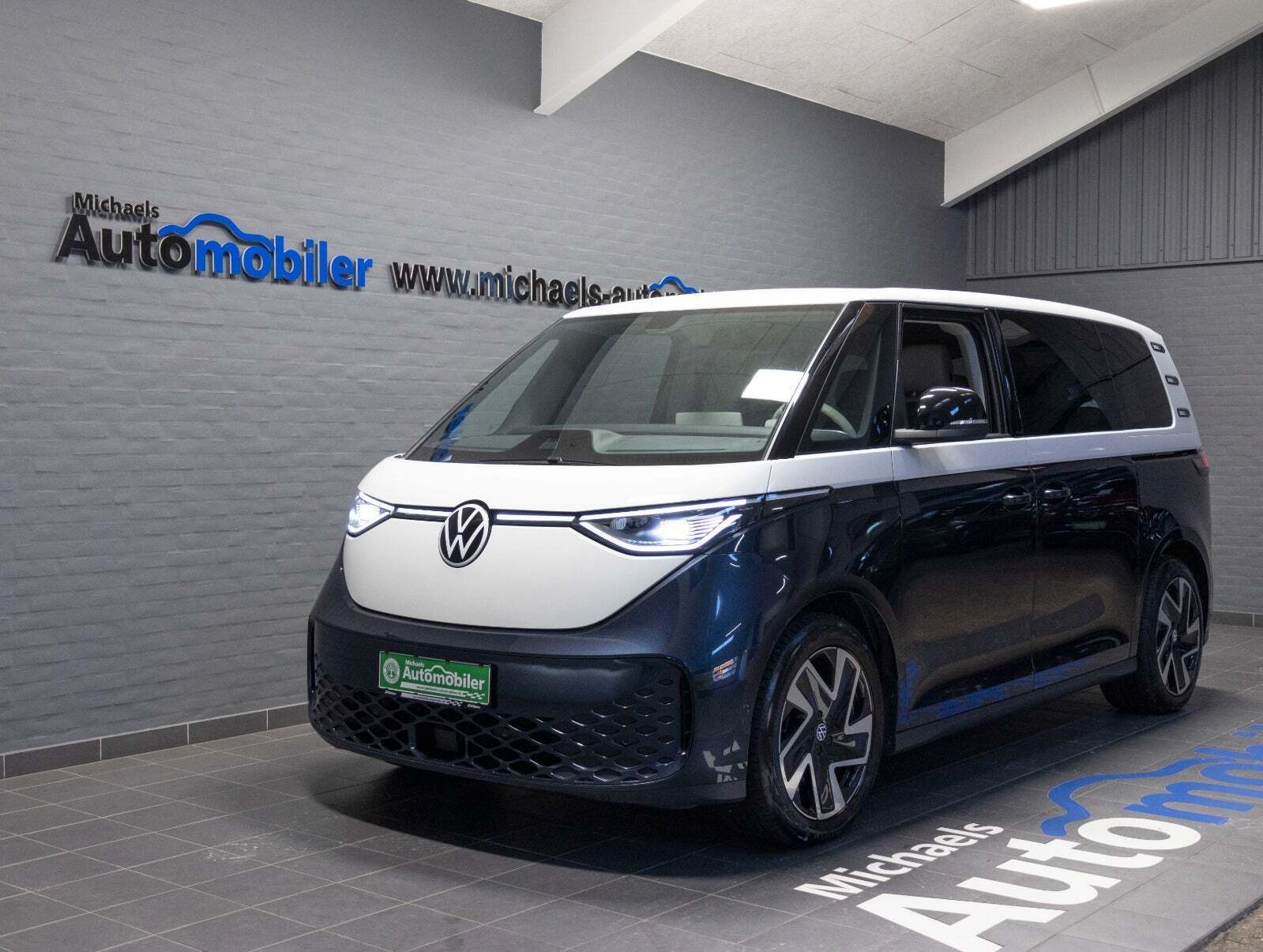 Blå VW ID.Buzz fra 2023