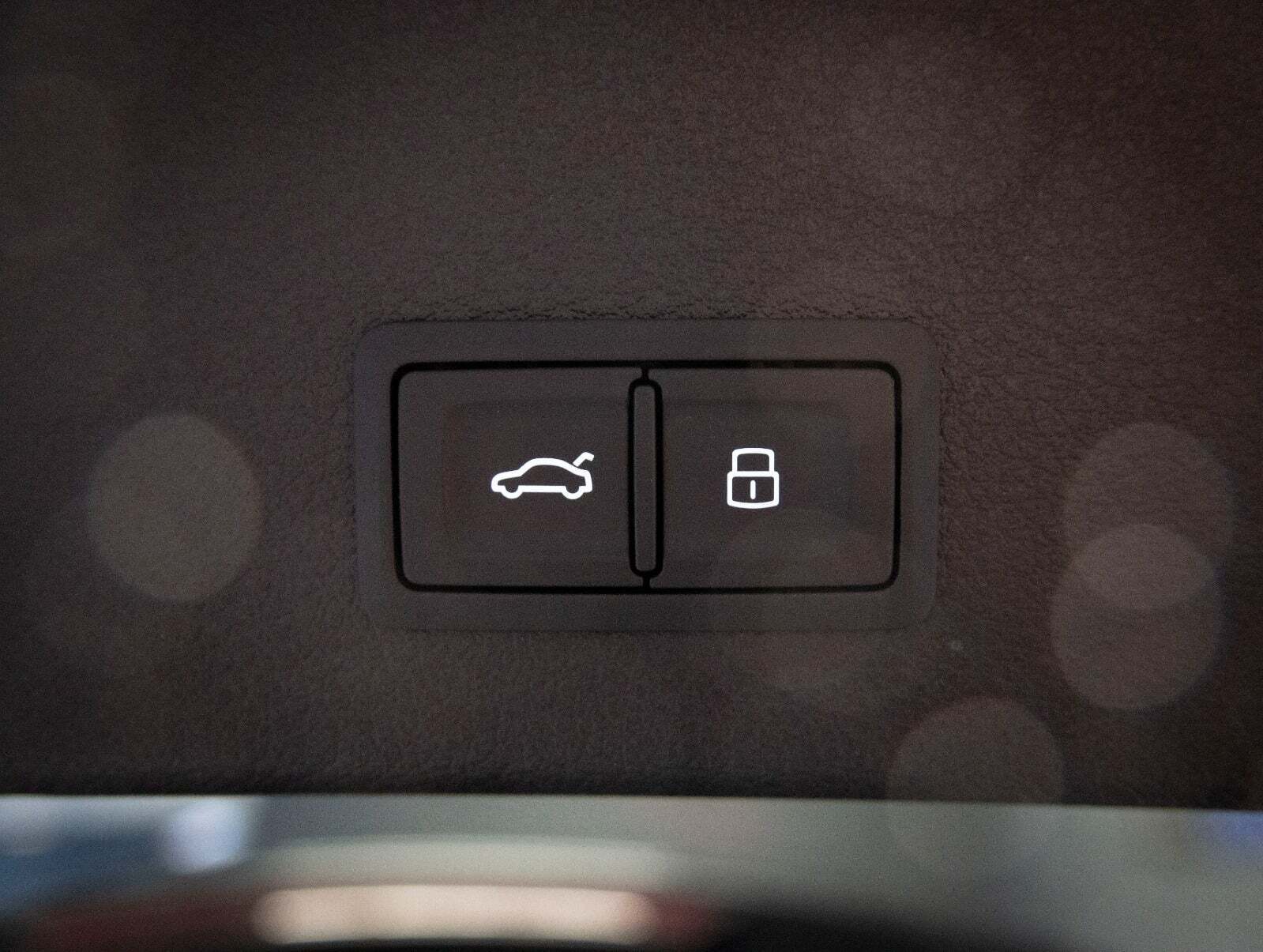 Sort Audi e-tron fra 2022