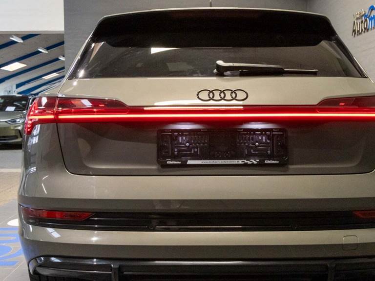 Audi e-tron 55 Black Edition S-line quattro