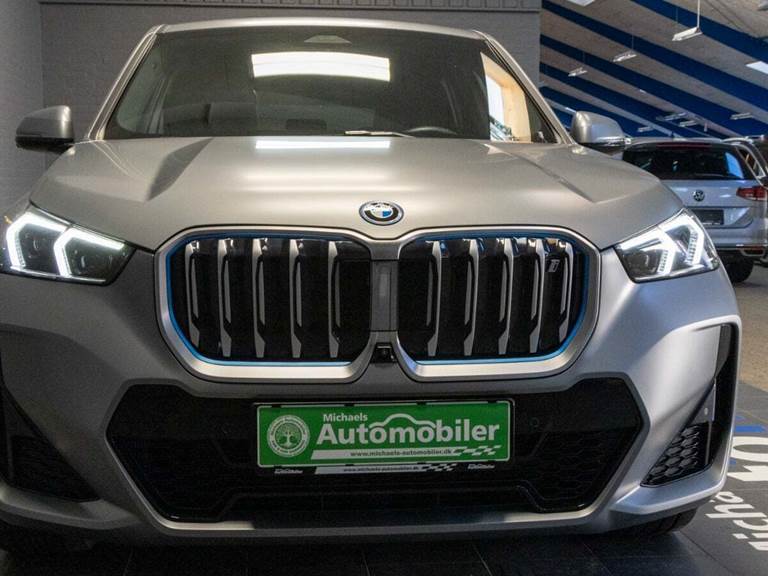 BMW iX1 xDrive30 M-Sport
