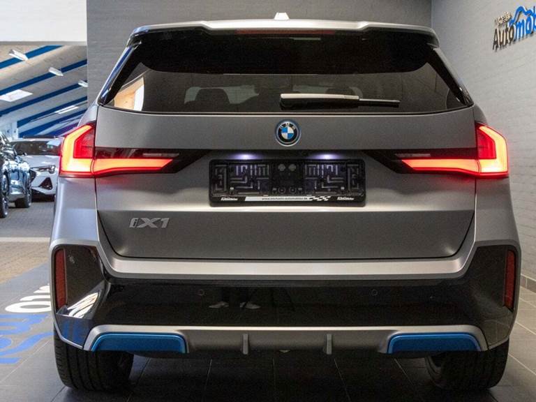 BMW iX1 xDrive30 M-Sport