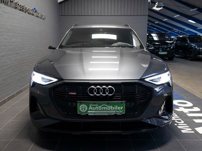 Audi e-tron 55 S-line quattro