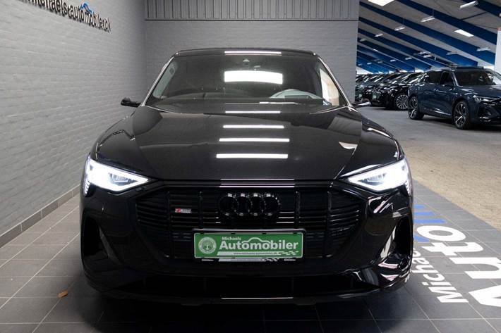 Sort Audi e-tron fra 2022