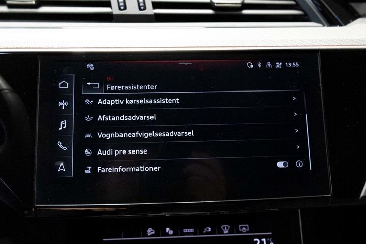 Sort Audi e-tron fra 2022