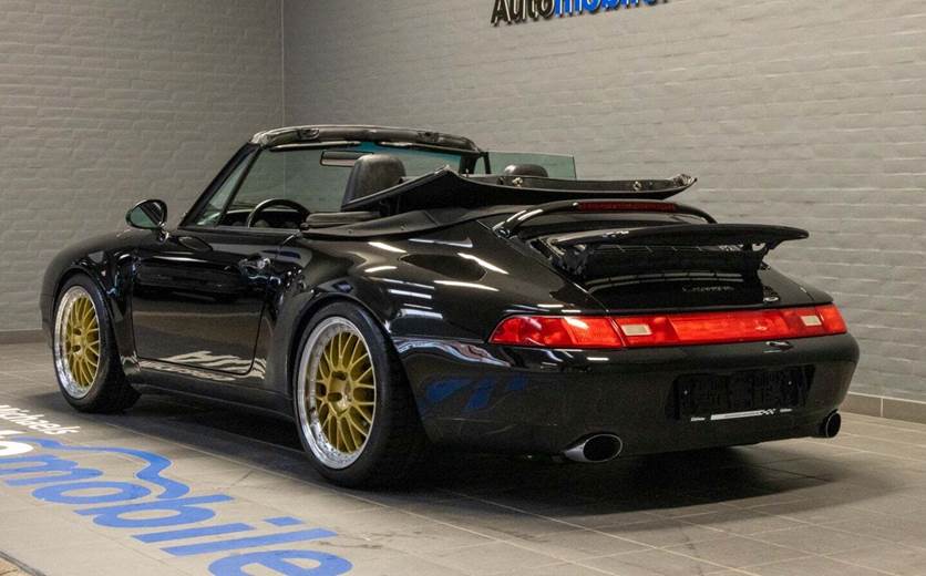 Porsche 911 Carrera