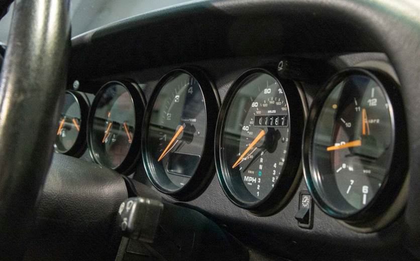 Porsche 911 Carrera