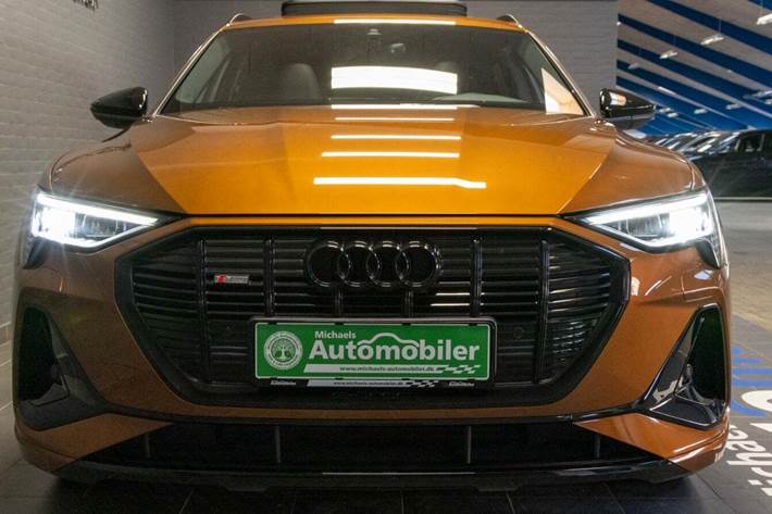 Bronze Audi e-tron fra 2023