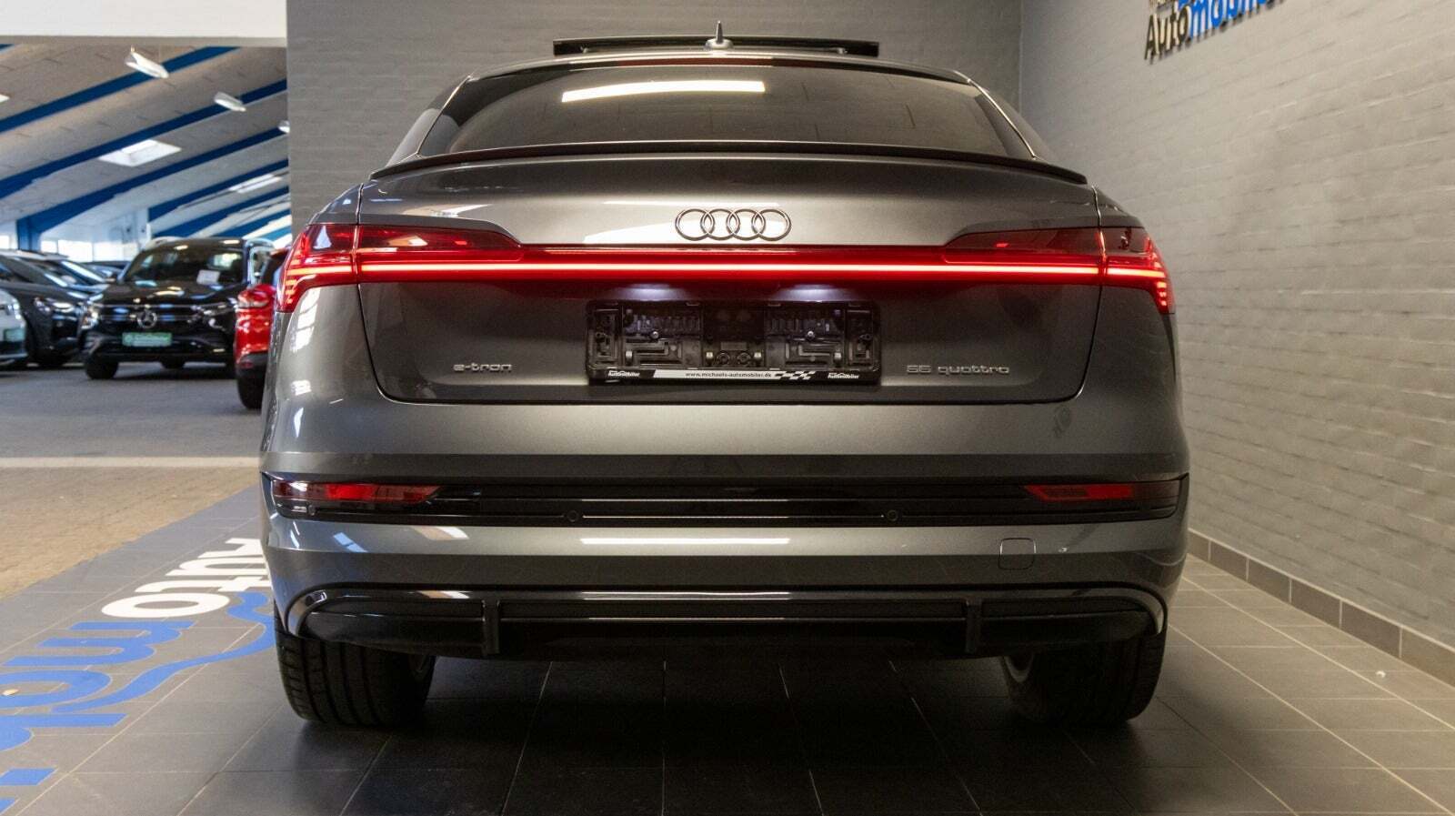 Audi e-tron 55 S-line Sportback quattro