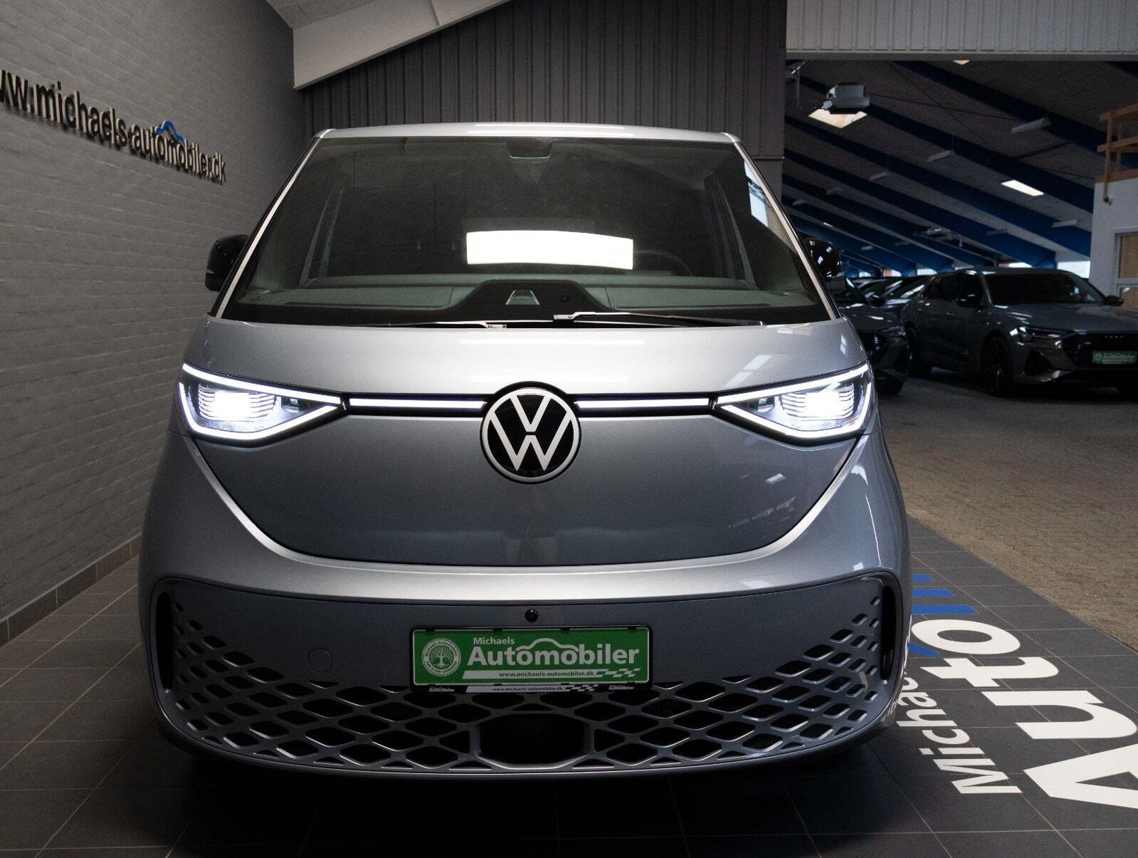 VW ID.Buzz 77 Pro SWB