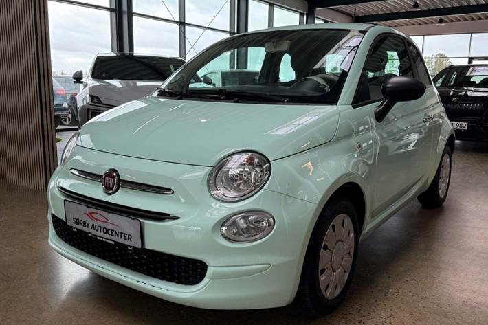 Grøn Fiat 500 fra 2018 set udefra