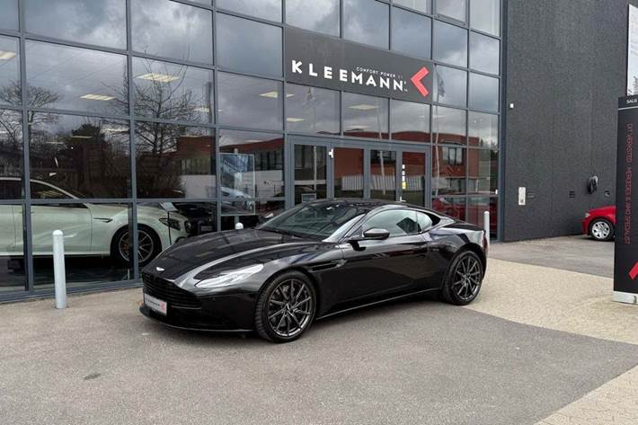 Sort Aston Martin DB11 fra 2018 set udefra