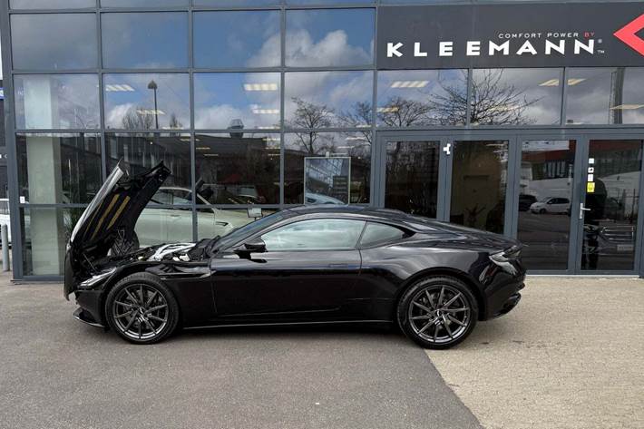 Sort Aston Martin DB11 fra 2018