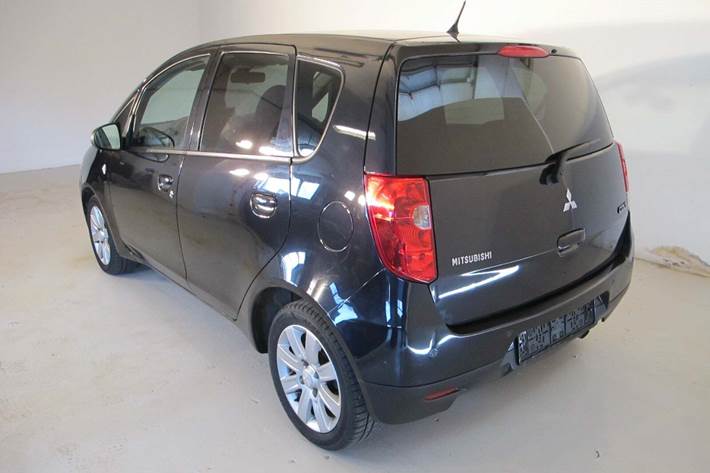 undefined Mitsubishi Colt fra 2013
