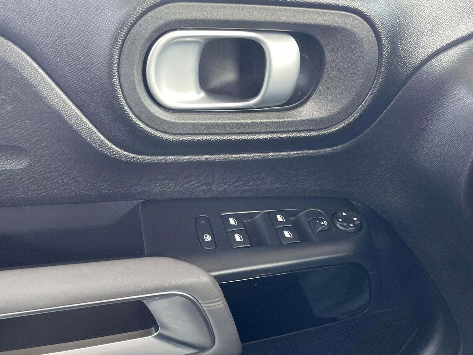 Sølv Citroën C5 Aircross fra 2021