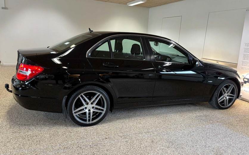 Mercedes C200