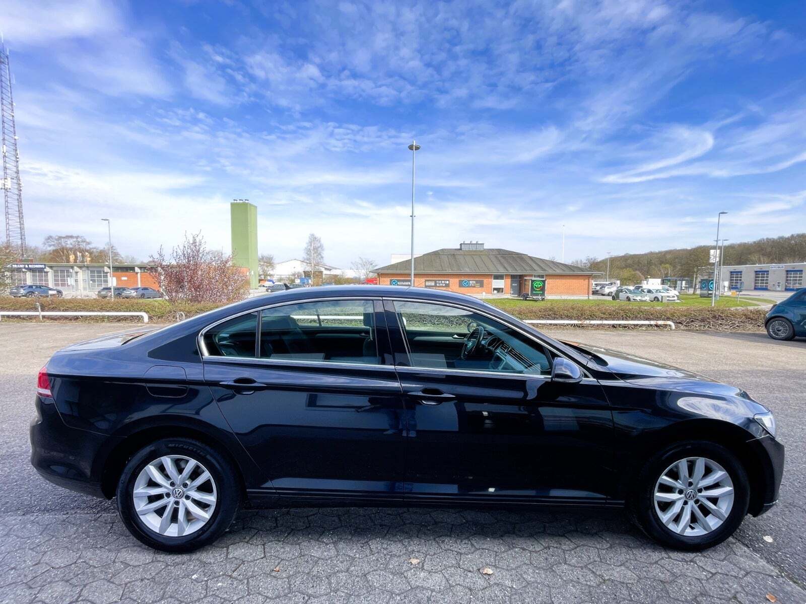VW Passat