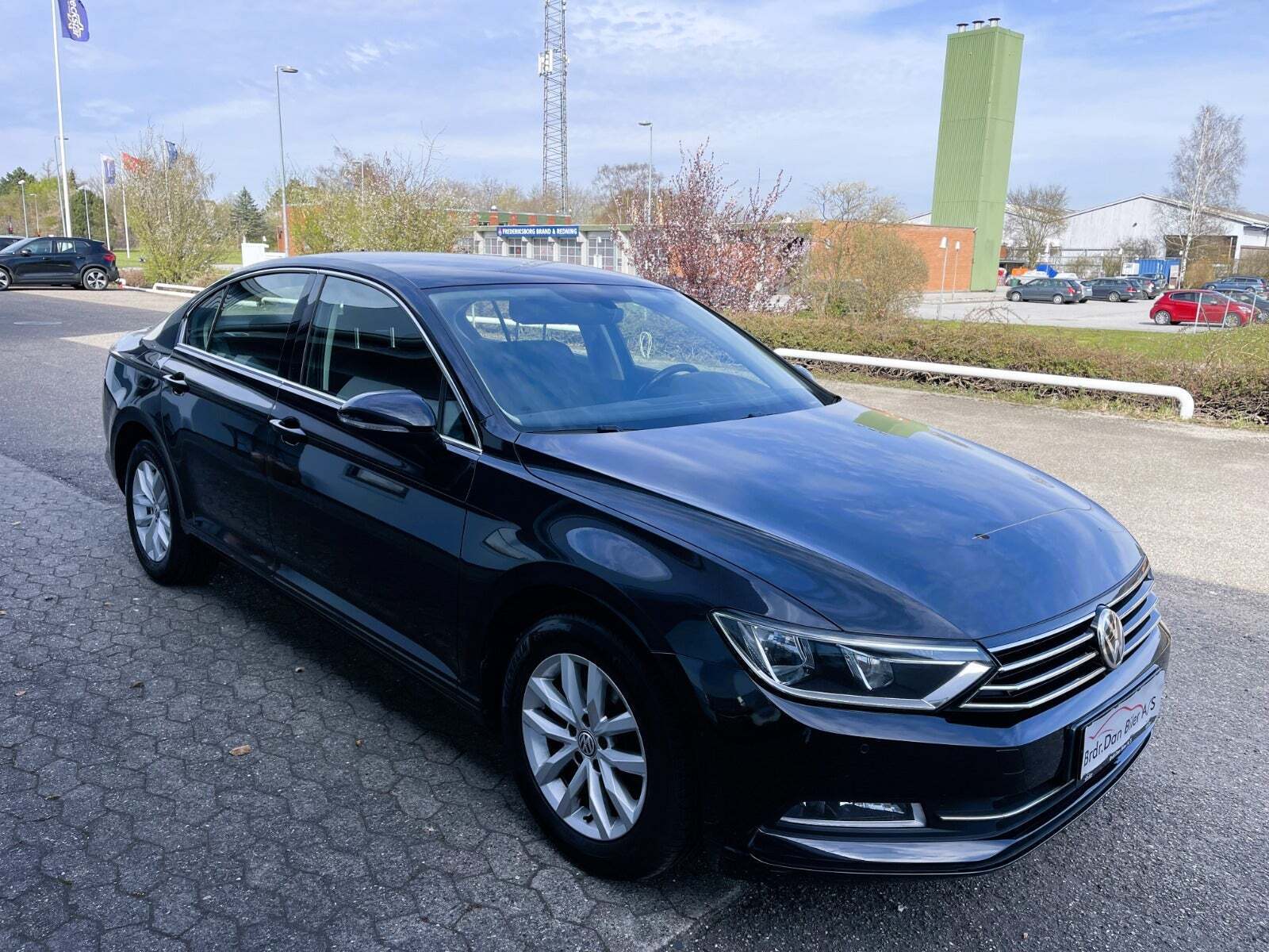 VW Passat