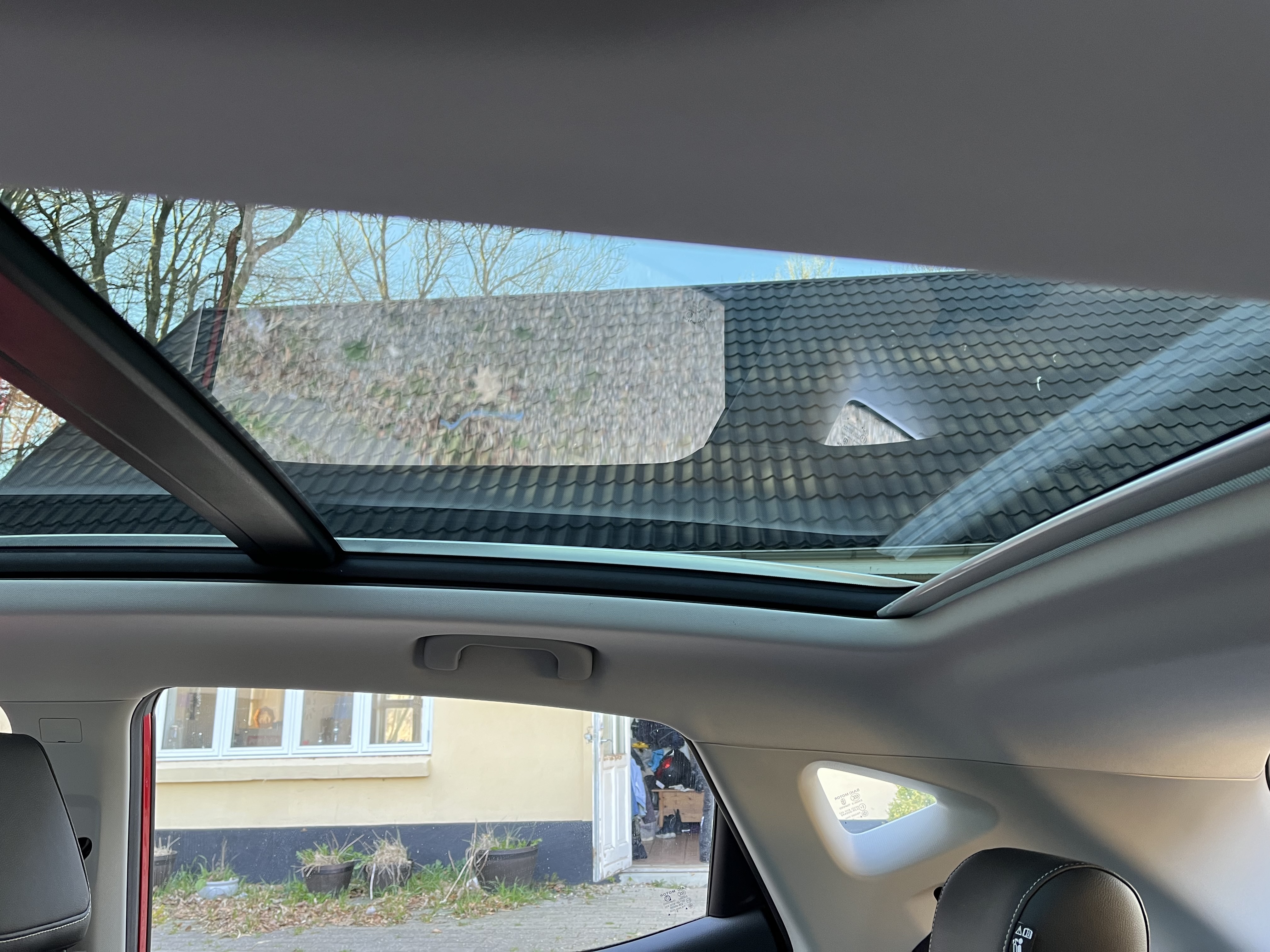 Rød MG ZS EV fra 2021