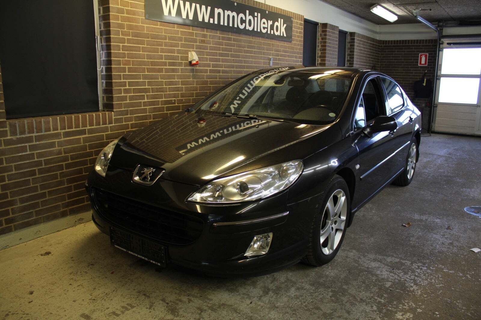 Sort Peugeot 407 fra 2004