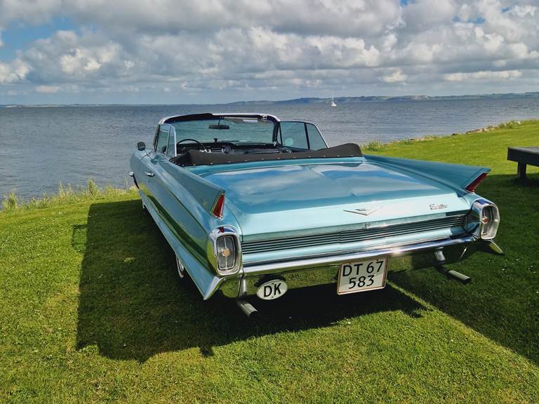 Cadillac De Ville 6,4 Cabriolet