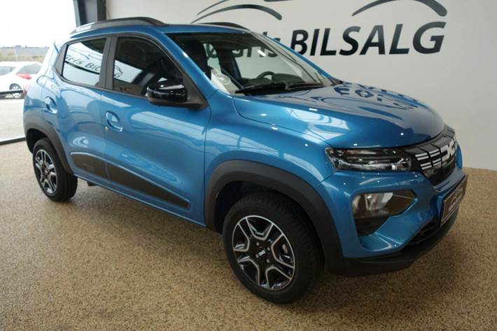 Blå Dacia Spring fra 2023 set udefra