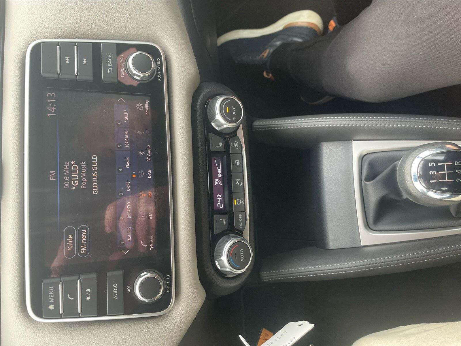 Hvid Nissan Micra fra 2021