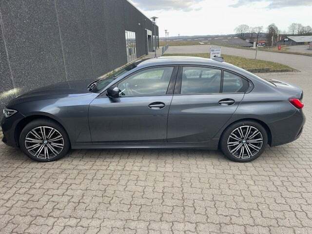 undefined BMW 320i fra 2020