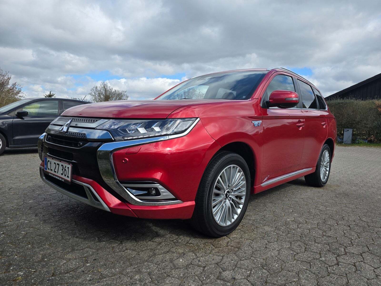 undefined Mitsubishi Outlander fra 2019