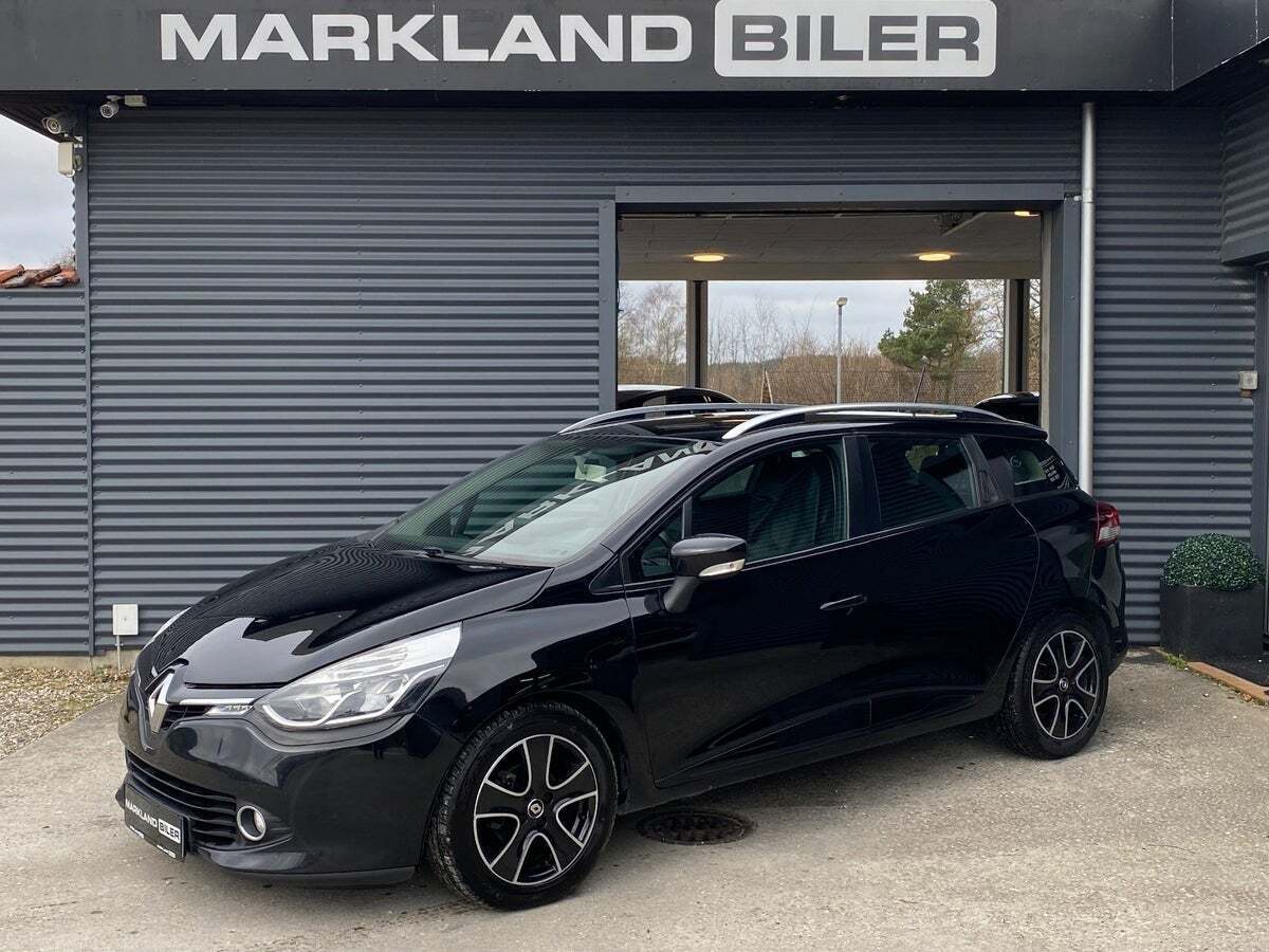 Sort Renault Clio IV fra 2013 set udefra