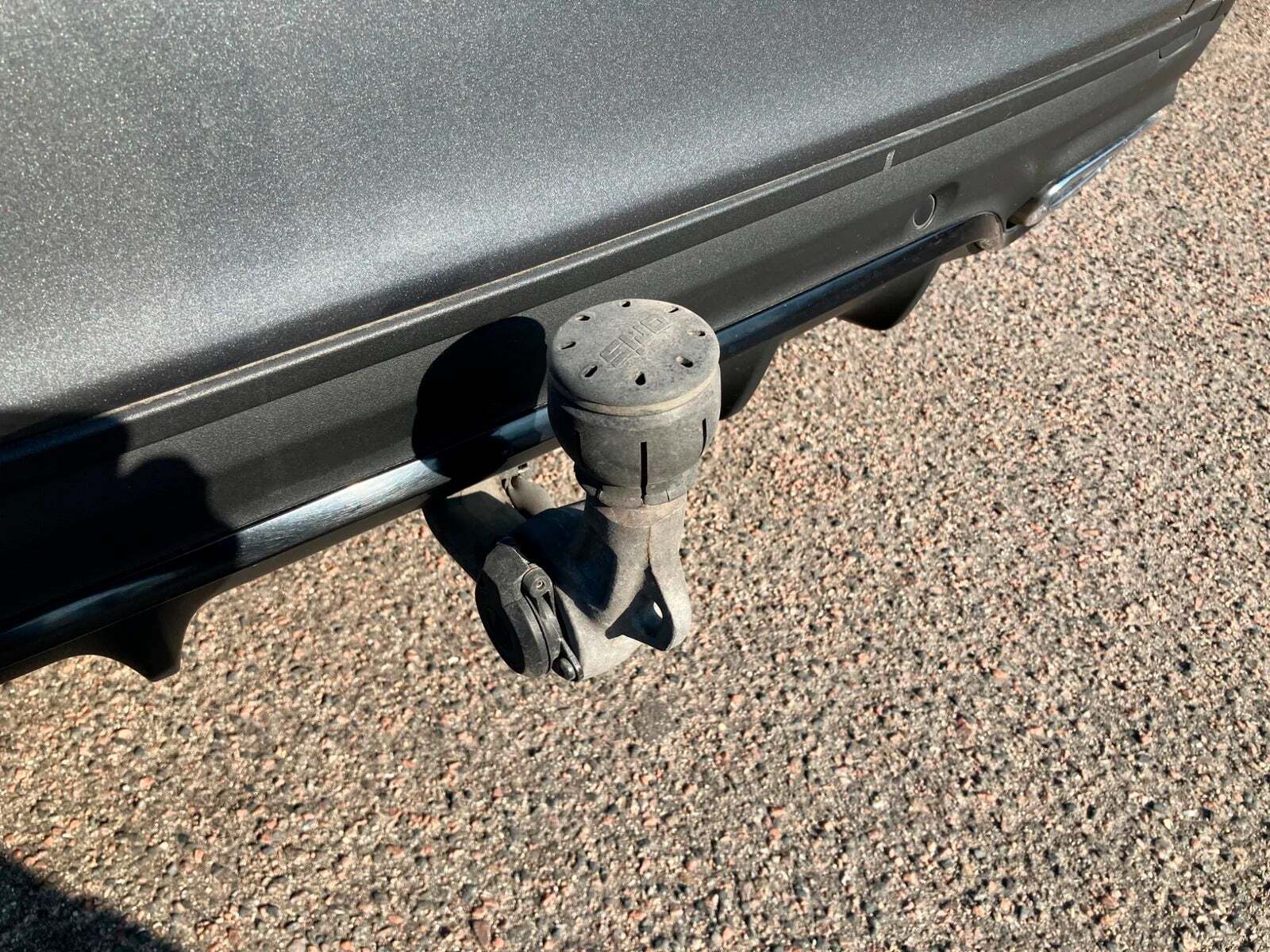 Grå Mercedes C220 d fra 2020