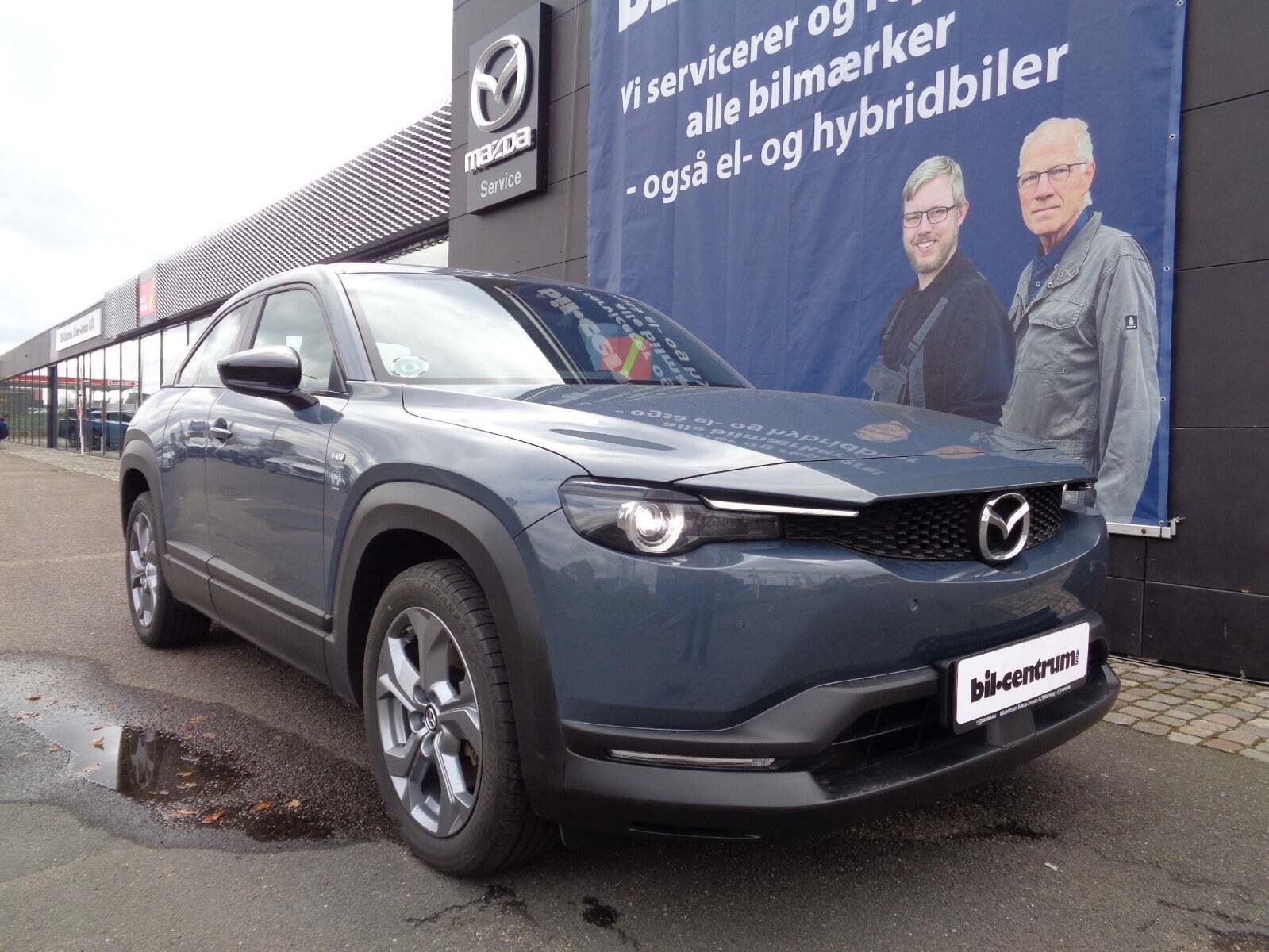 Grå Mazda MX-30 fra 2023