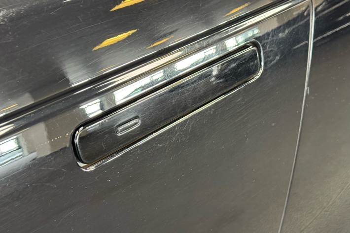 Sort Land Rover Range Rover Velar fra 2018