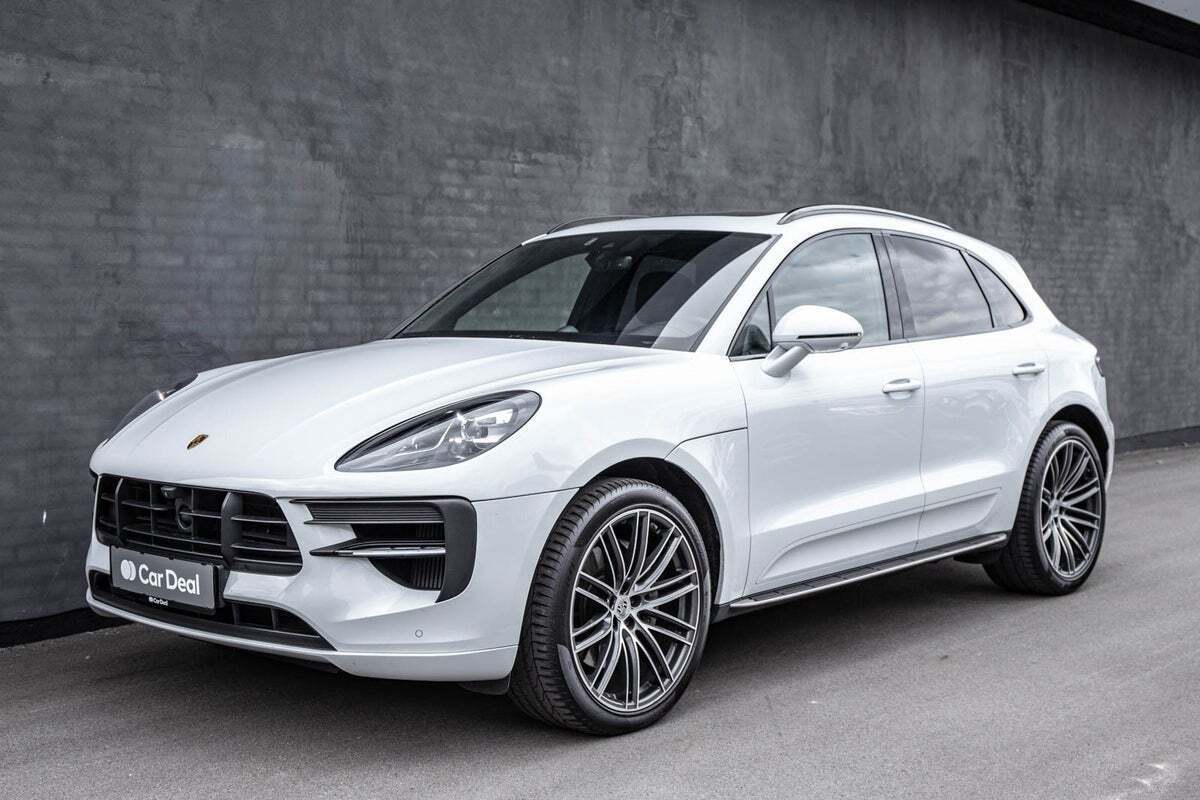 Hvid Porsche Macan S fra 2020 set udefra
