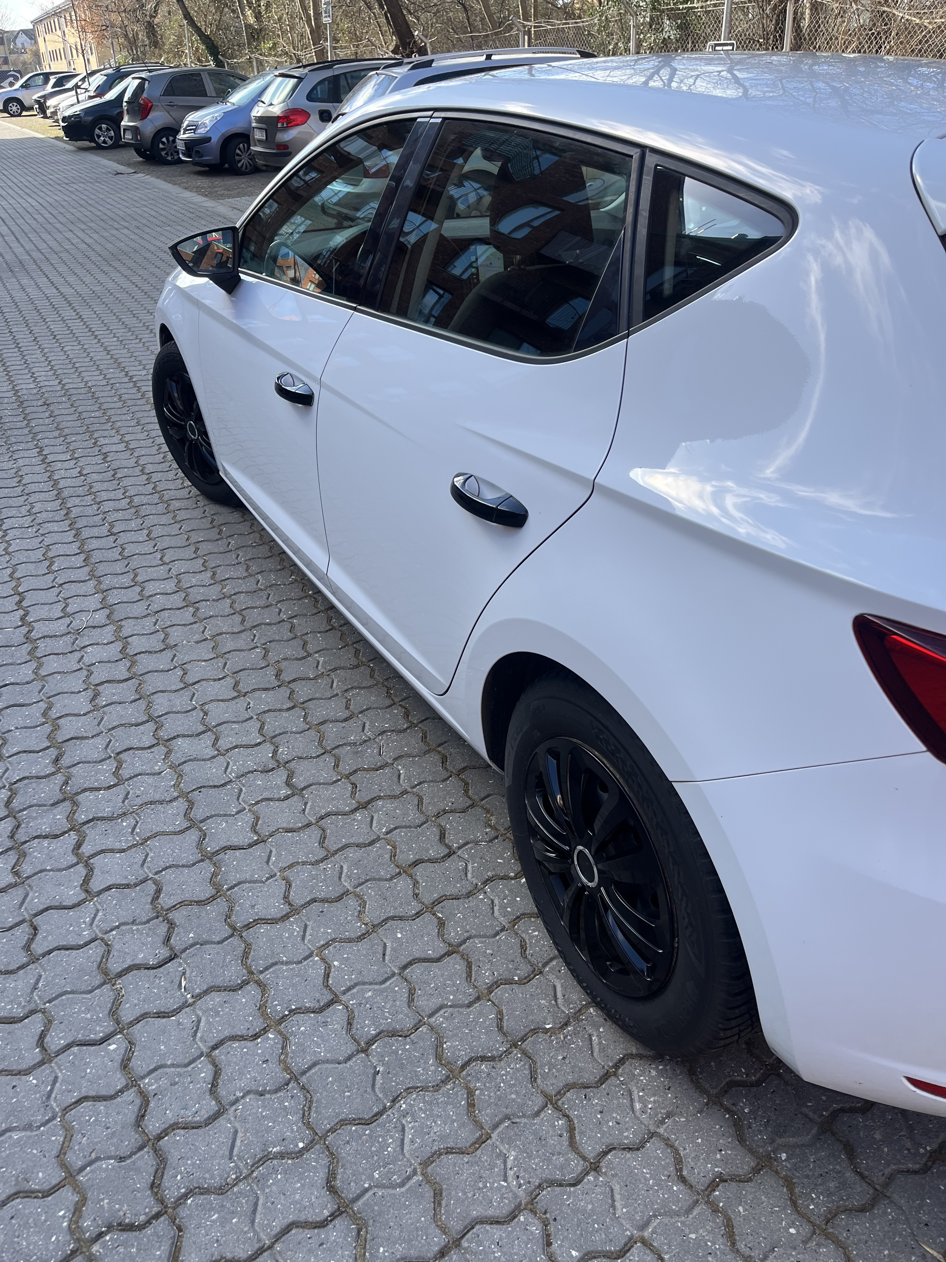 Hvid Seat Leon fra 2016