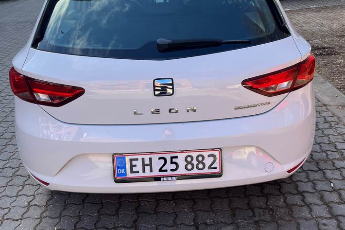 Hvid Seat Leon fra 2016