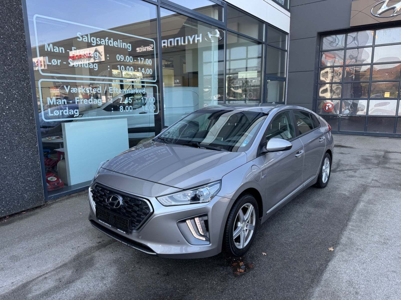Hyundai Ioniq