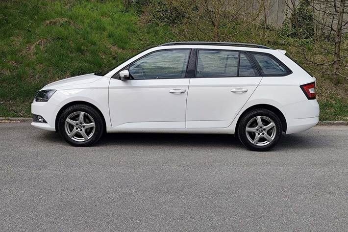 Hvid Skoda Fabia fra 2015