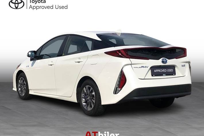 Hvid Toyota Prius Plug-in fra 2019