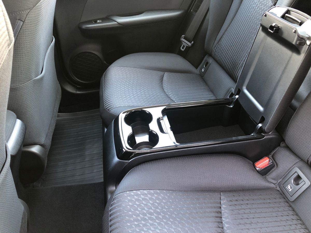 Hvid Toyota Prius Plug-in fra 2019