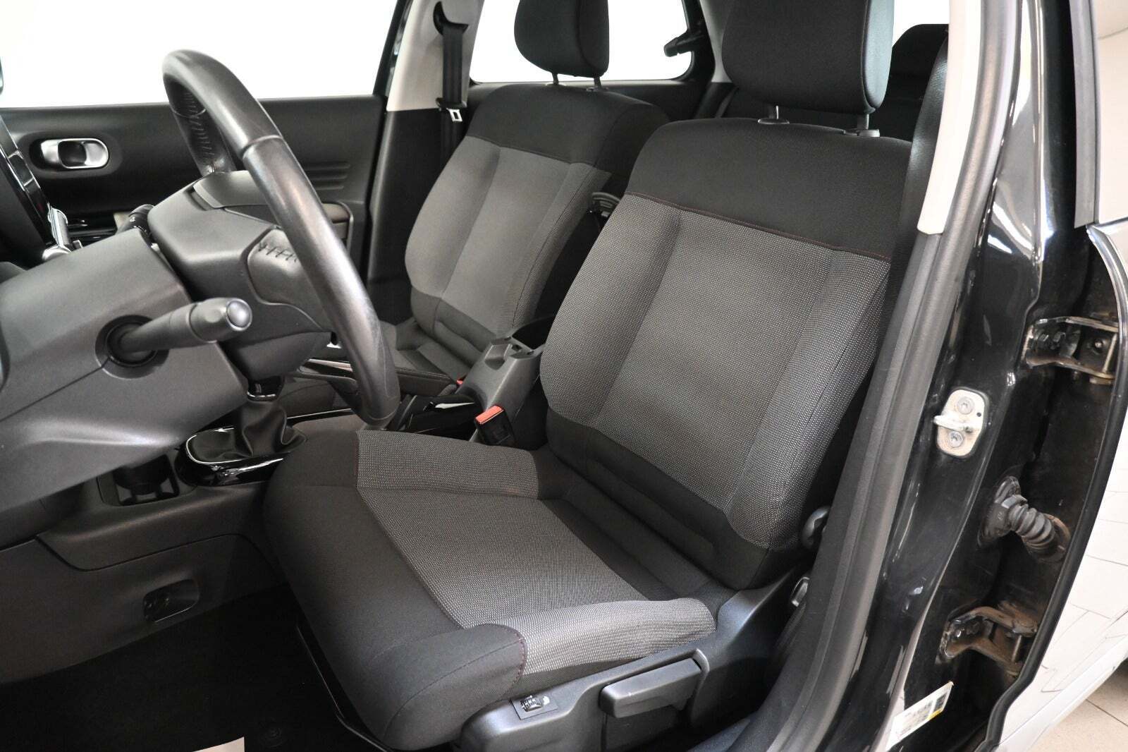 Sort Citroën C4 Cactus fra 2018 set indefra