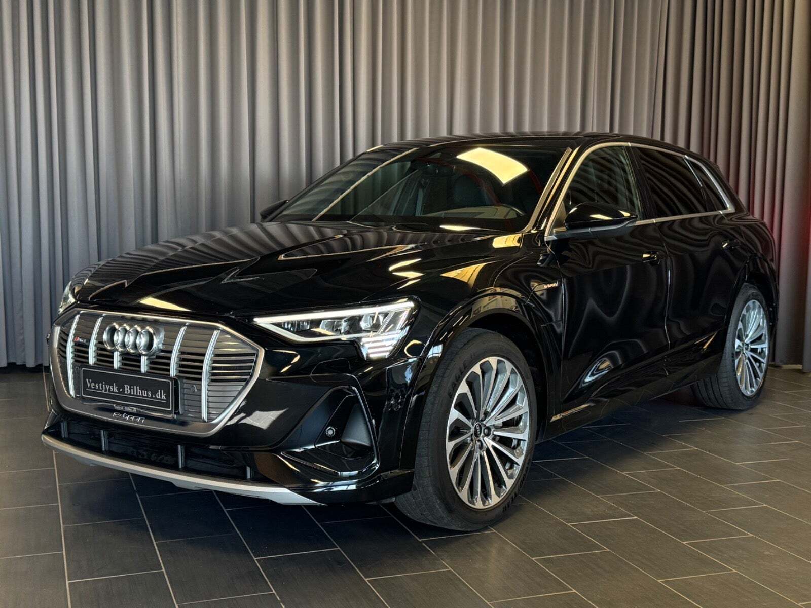 Audi e-tron 55 S-line quattro