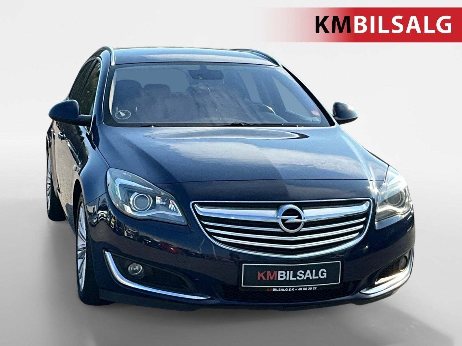 Blå Opel Insignia fra 2014