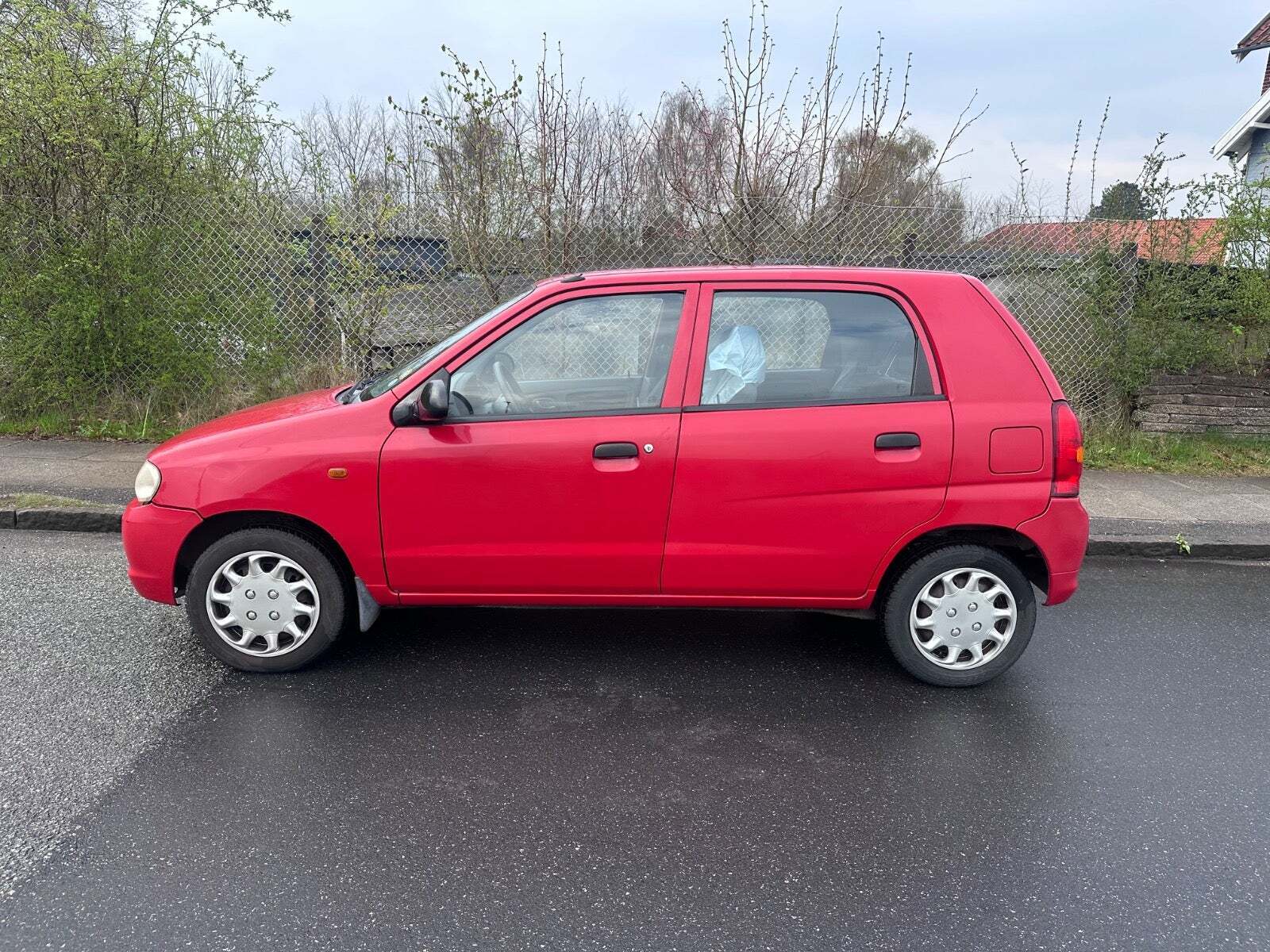 Grøn Suzuki Alto fra 2005
