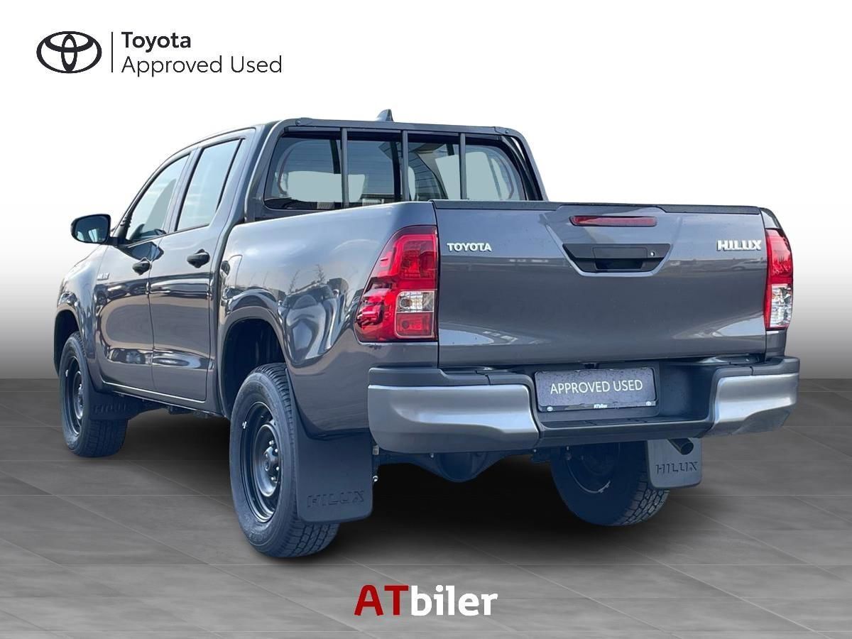 Toyota HiLux 2,4 2.4 diesel 150 Double Cab AWD T2