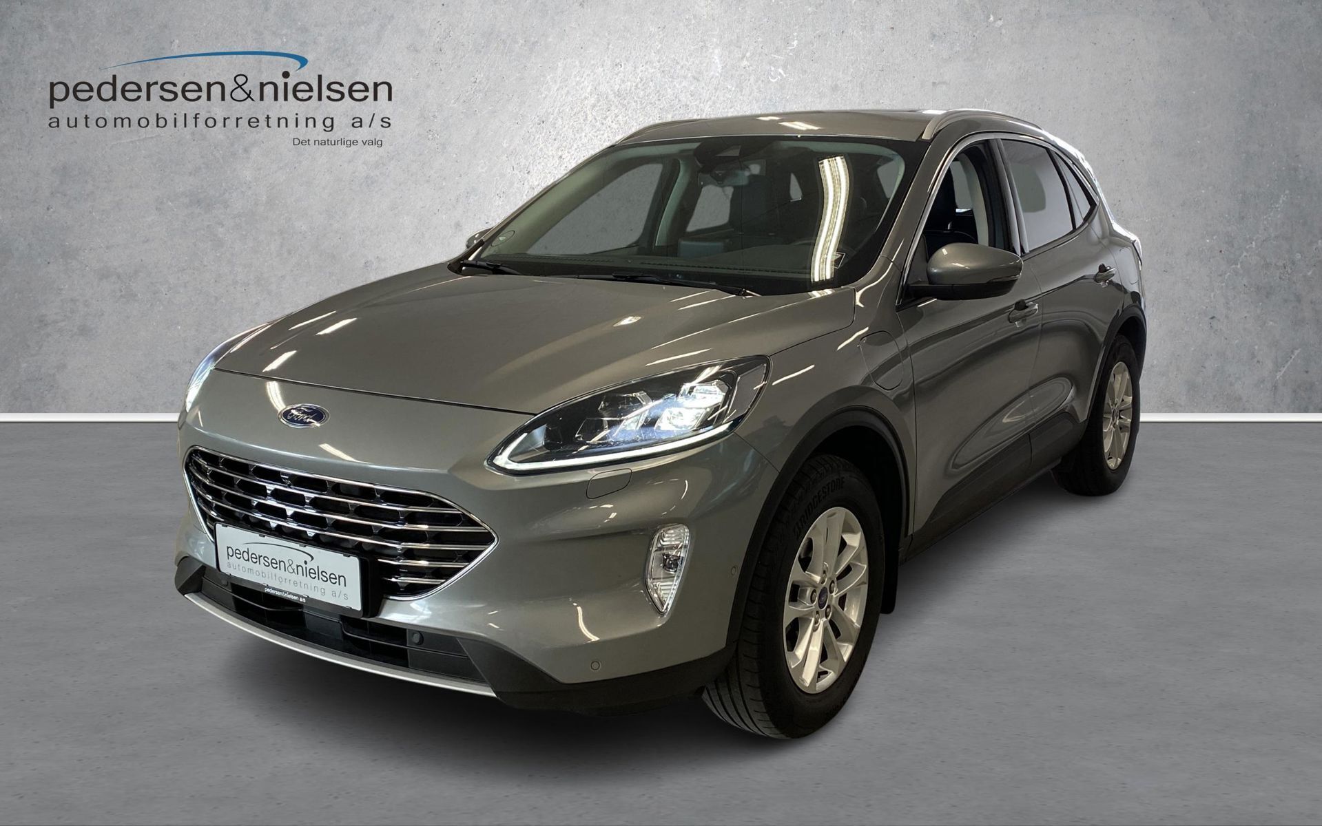 undefined Ford Kuga fra 2021 set udefra