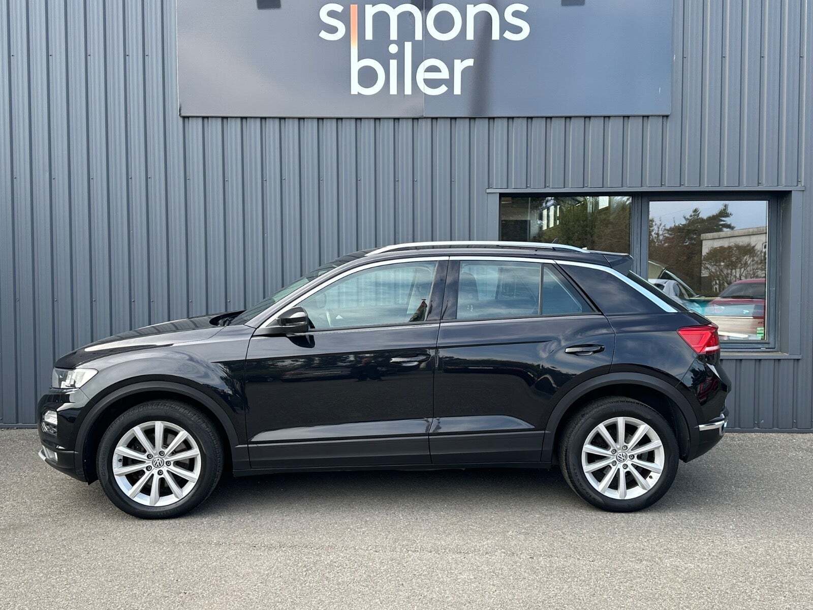 Sort VW T-Roc fra 2018